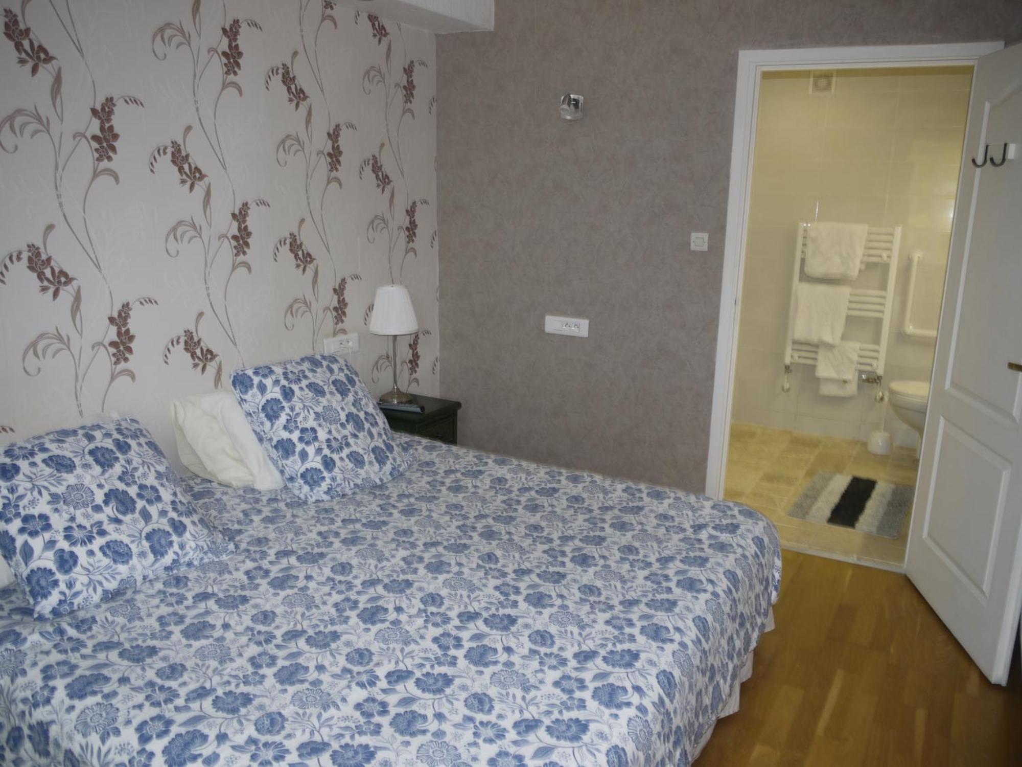 Hotel Karina Jarnac Luaran gambar